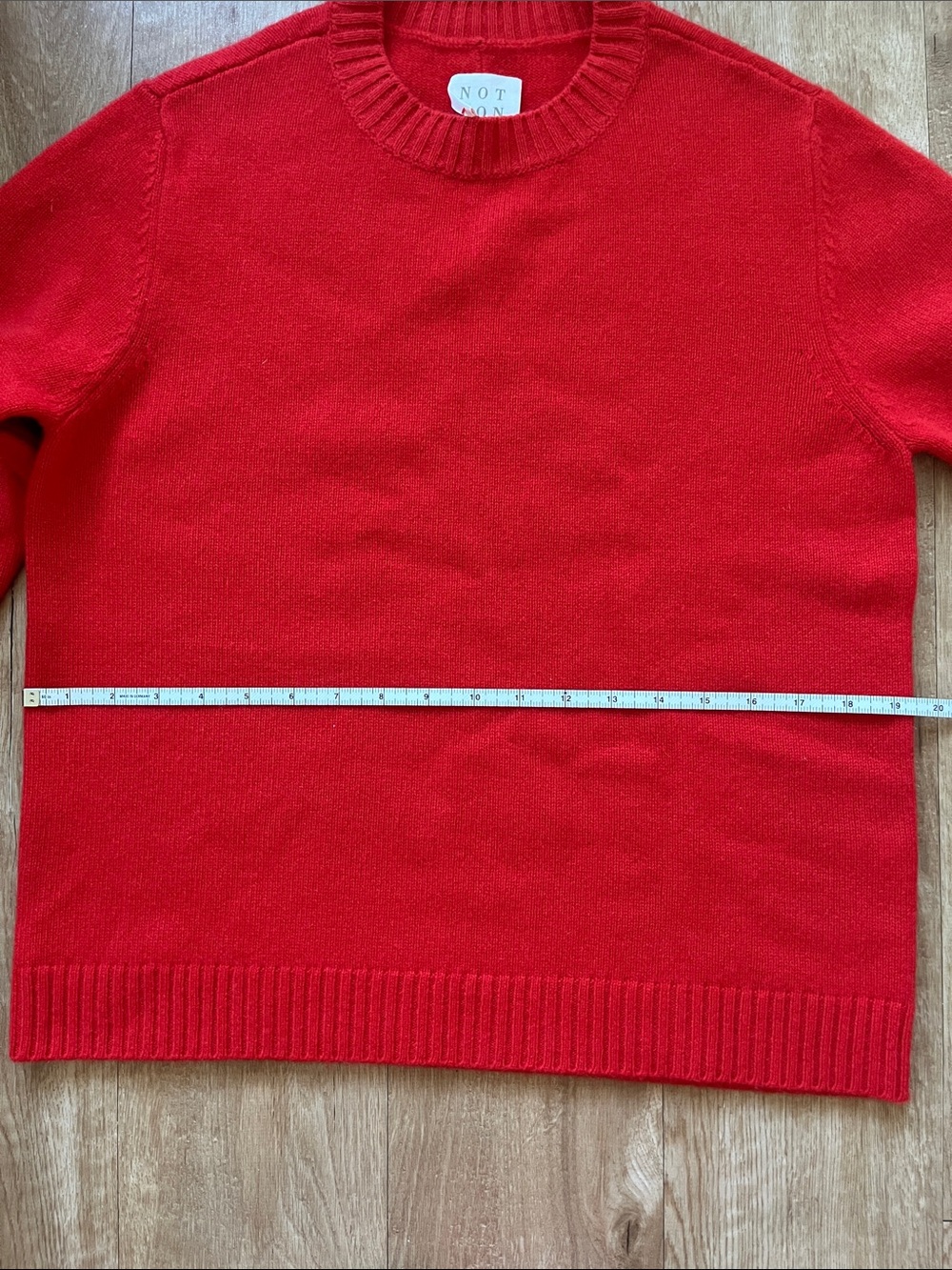 NWOT red Not Monday 100% cashmere sweater - Picture 8 of 9